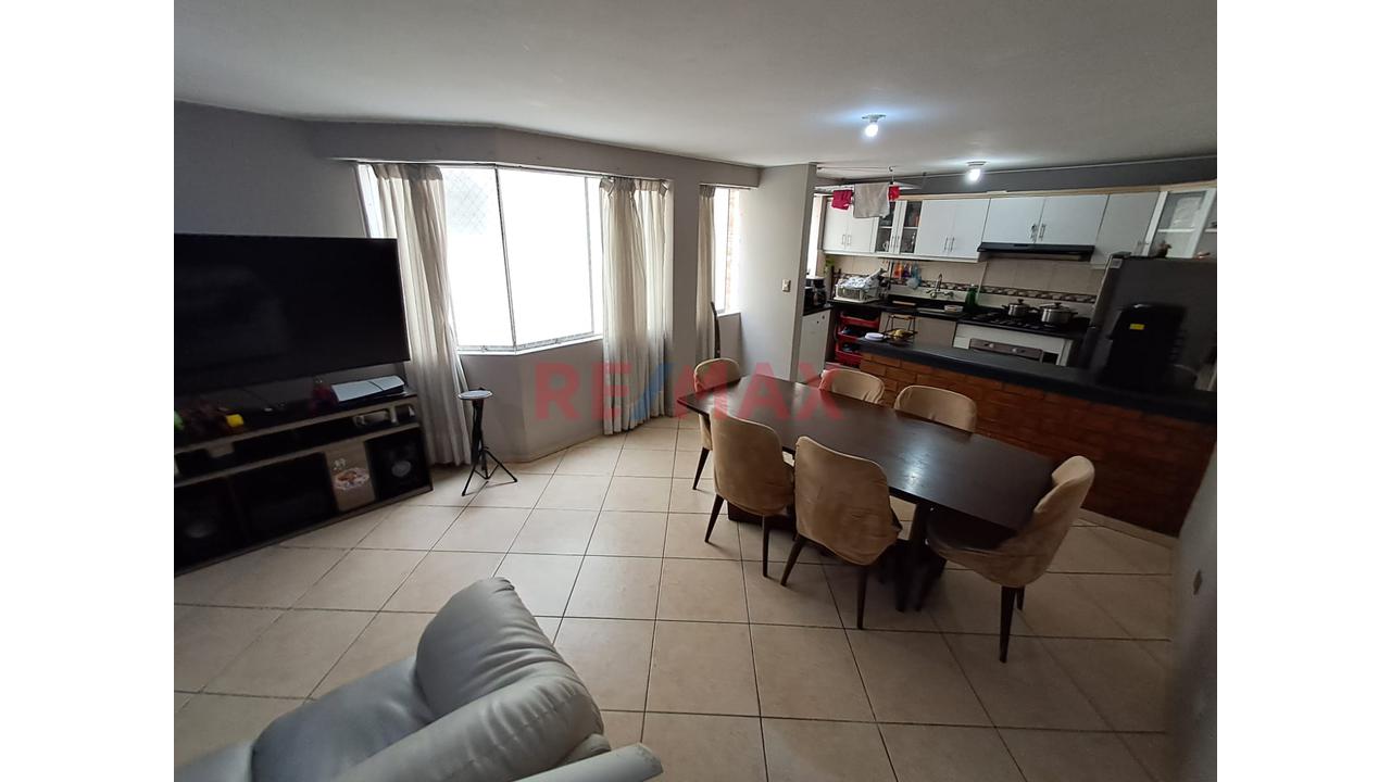 Vendo Departamento Triplex Altura Del Óvalo Los Cóndores En La Molina — foto 6