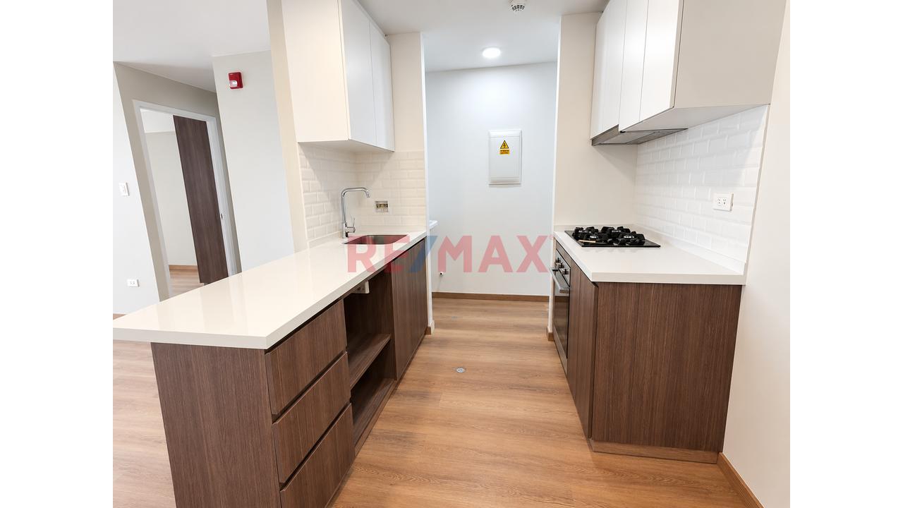 Departamento En Alquiler – Edificio Oasis Surquillo Limite Con San Isidro - 2