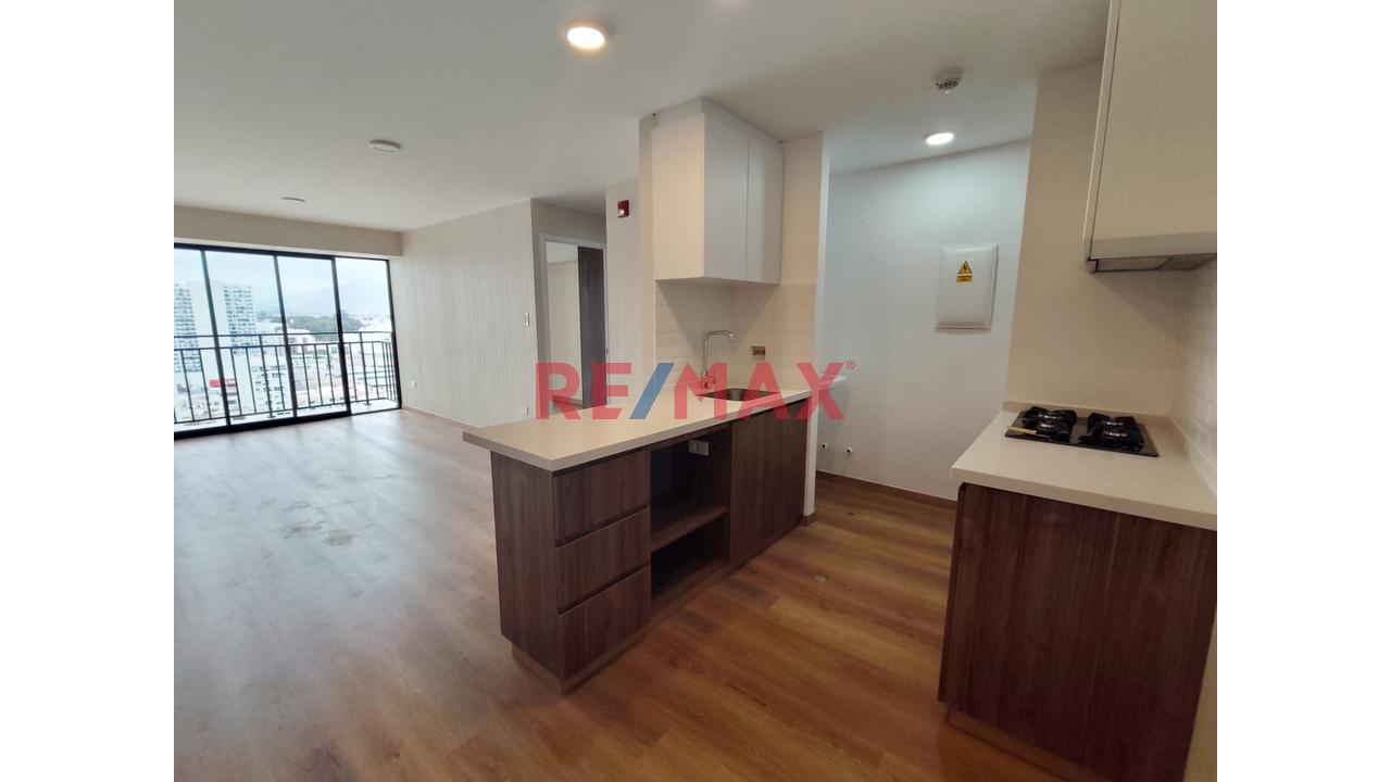 Departamento En Alquiler – Edificio Oasis Surquillo Limite Con San Isidro - 1