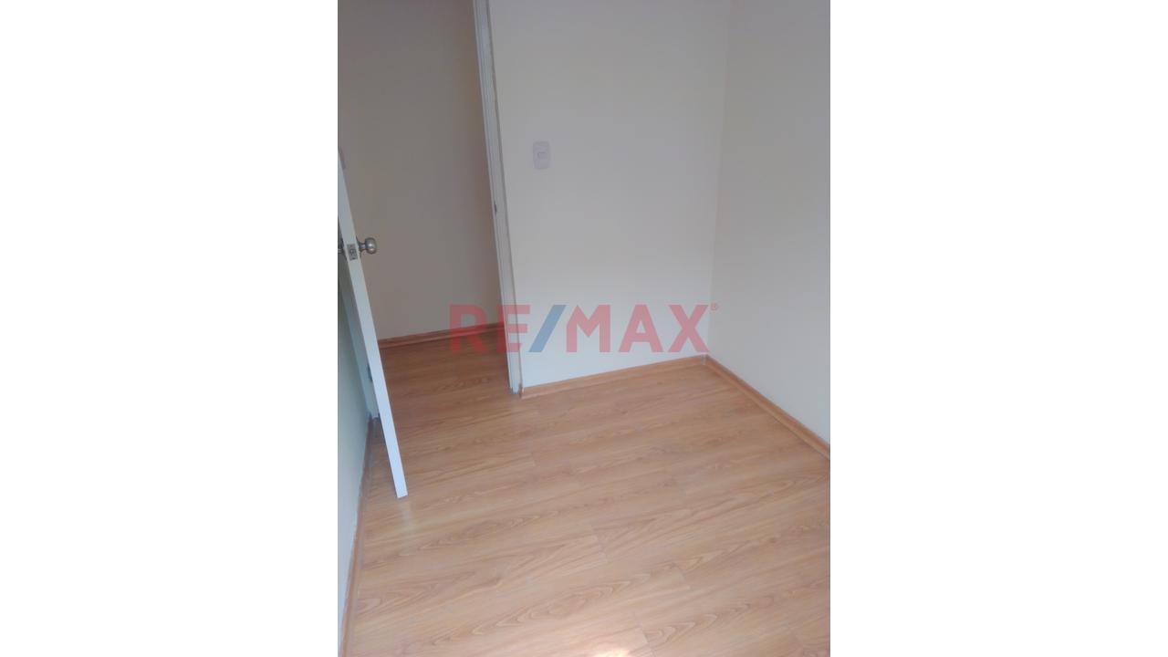 Alquiler De Departamento, Condominio Sol De Collique - Comas — foto 2