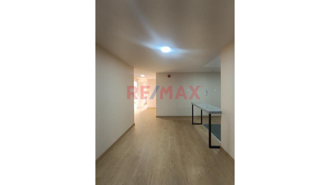 Alquilo Departamento En 1Er Piso De Estreno — foto 11