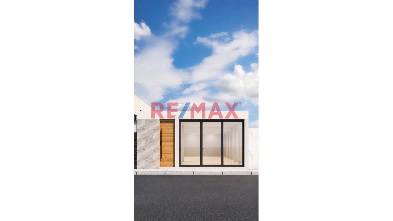🏢🌳 ¡Se Alquila Local Comercial Frente A Parque! 📍 Alameda Miraflores Country Club 🔑 - 1