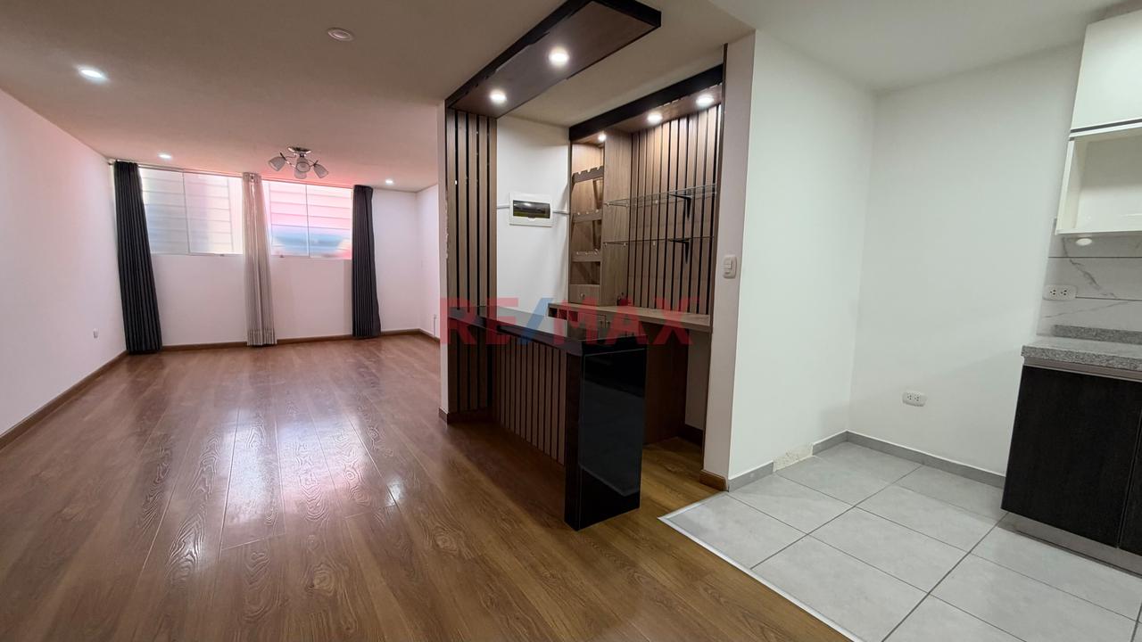 En Venta🏡 ¡Moderno, Amplio Y Con Espacios Que Enamoran En Cerro Colorado! — foto 15
