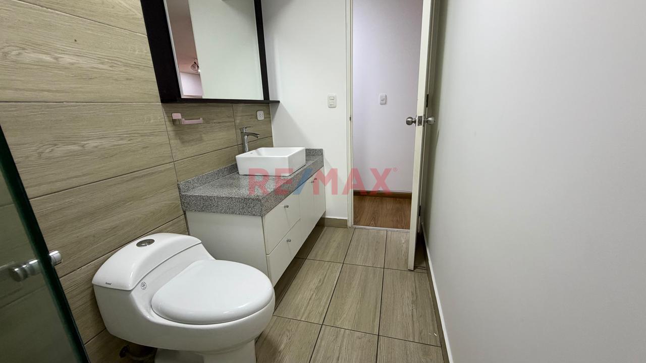 En Venta🏡 ¡Moderno, Amplio Y Con Espacios Que Enamoran En Cerro Colorado! — foto 7