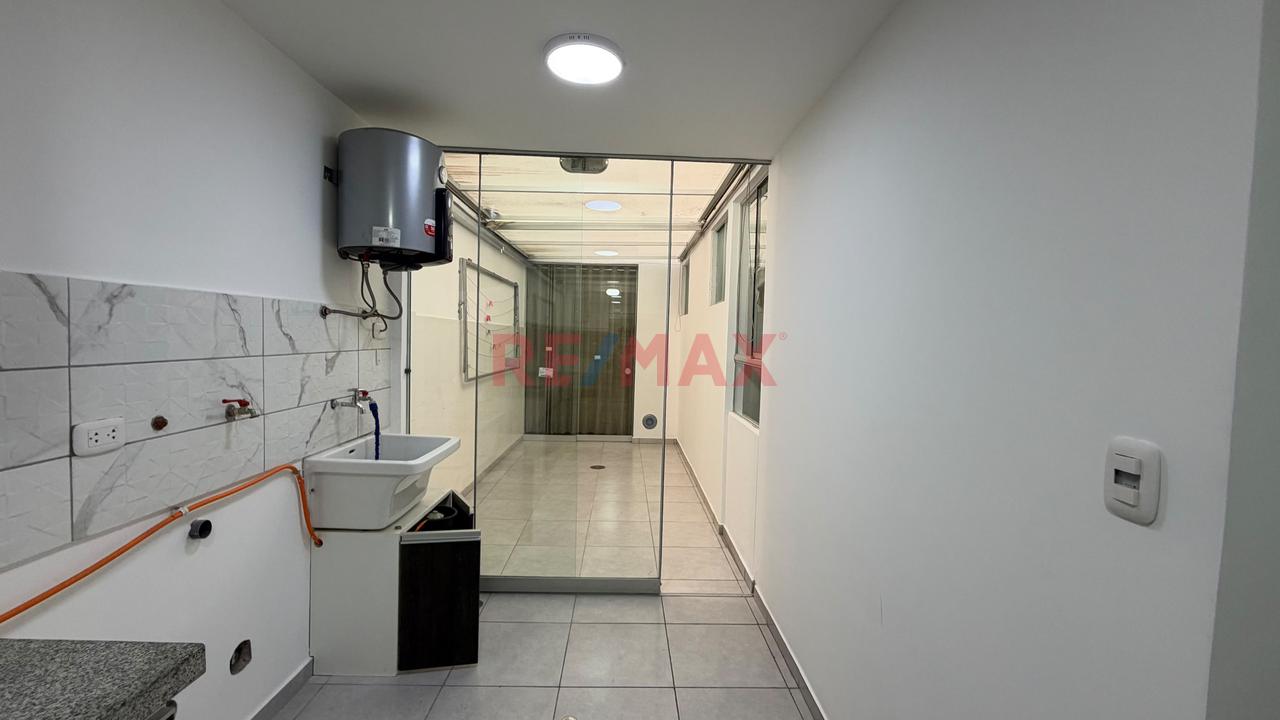 En Venta🏡 ¡Moderno, Amplio Y Con Espacios Que Enamoran En Cerro Colorado! — foto 10