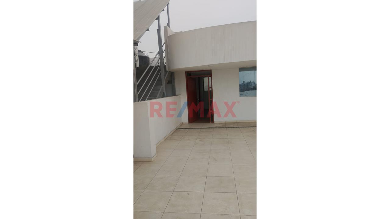 Alquilo Edificio Comercial 6 Pisos Frente Al Centro Comercial Honduras-El Parral Comas!!! - 8