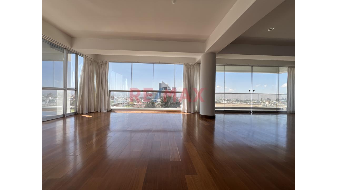 Exclusivo Departamento De 214.54 M² En Alquiler En Challapampa | Vista A Los Volcanes | 2 Estacionamientos - 19