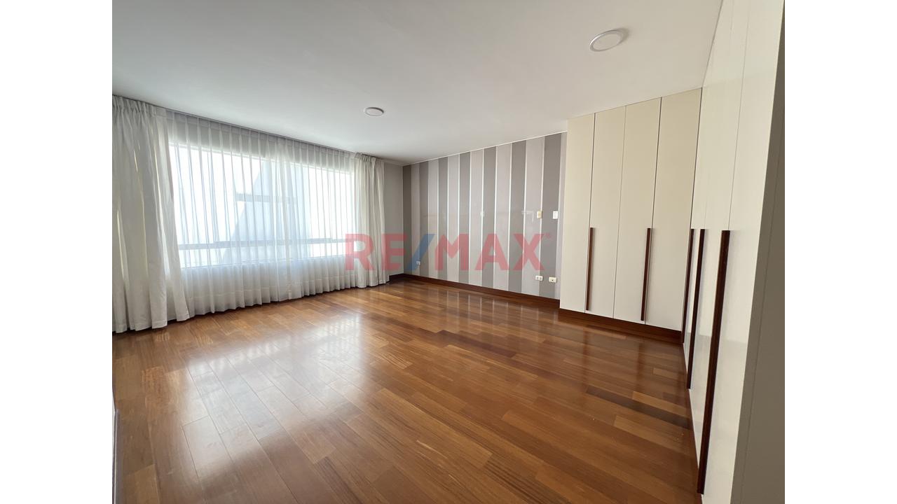 Exclusivo Departamento De 214.54 M² En Alquiler En Challapampa | Vista A Los Volcanes | 2 Estacionamientos — foto 10
