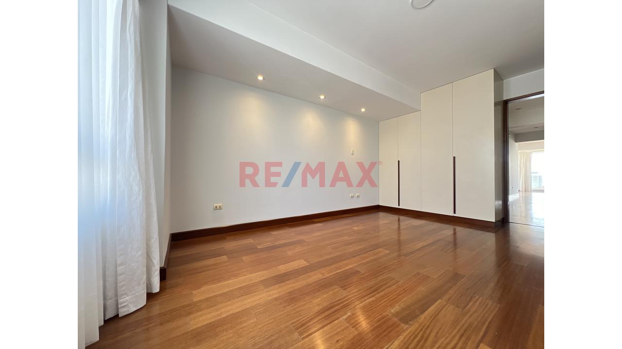 Exclusivo Departamento De 214.54 M² En Alquiler En Challapampa | Vista A Los Volcanes | 2 Estacionamientos — foto 13