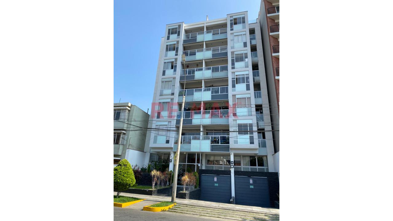 Vive En Exclusiva Zona De Miraflores!!..Departamento De 120 M2, 5To Piso, Estacionamiento Y Depósito - 15