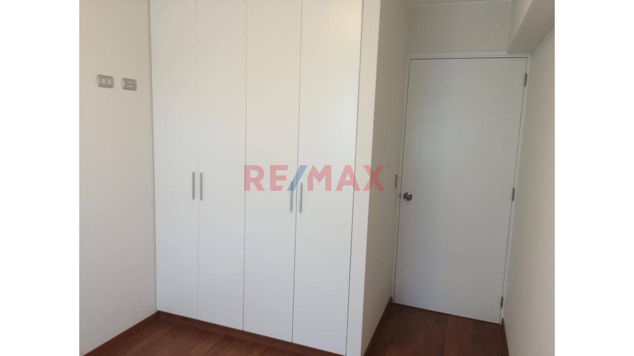 Vive En Exclusiva Zona De Miraflores!!..Departamento De 120 M2, 5To Piso, Estacionamiento Y Depósito — foto 10