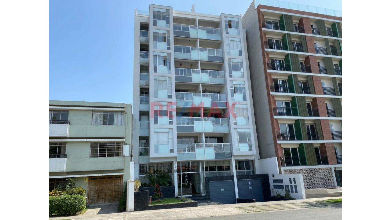 Vive En Exclusiva Zona De Miraflores!!..Departamento De 120 M2, 5To Piso, Estacionamiento Y Depósito