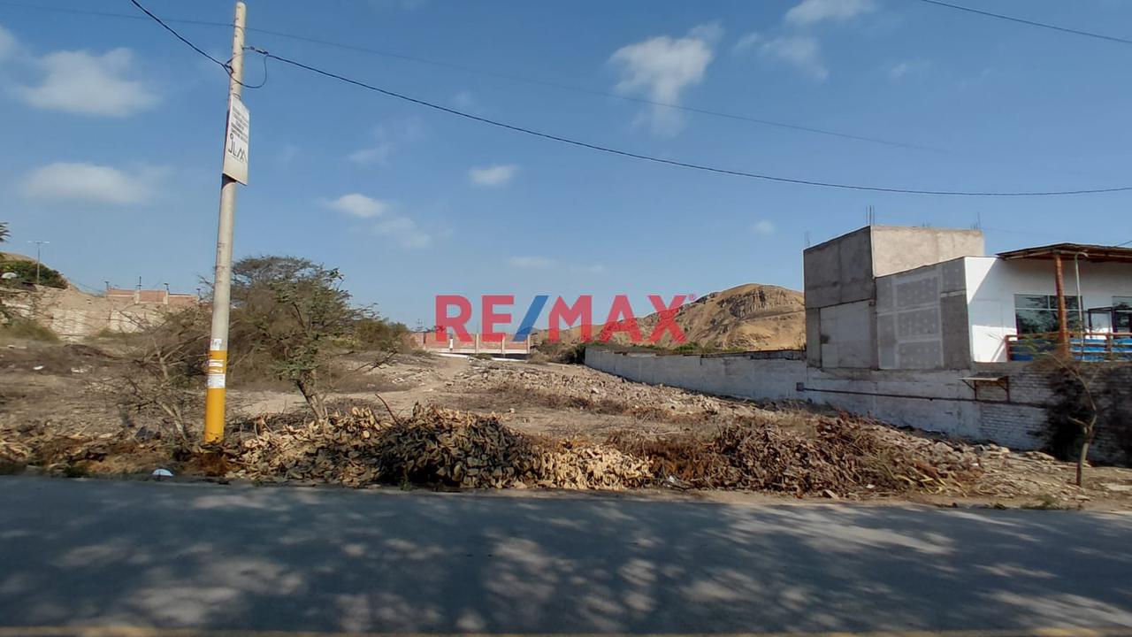 Venta Terreno En Urb San Fernando De Pacachamac-Pachacamac