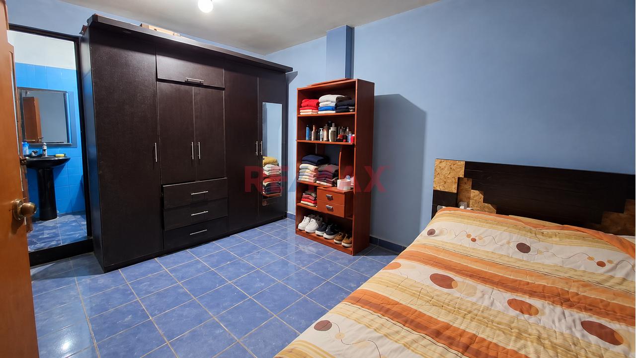 Se Vende Casa De 3 Pisos Cercal Al Mercado Cuarta Etapa Cerca A La Estacion Del Tren — foto 5