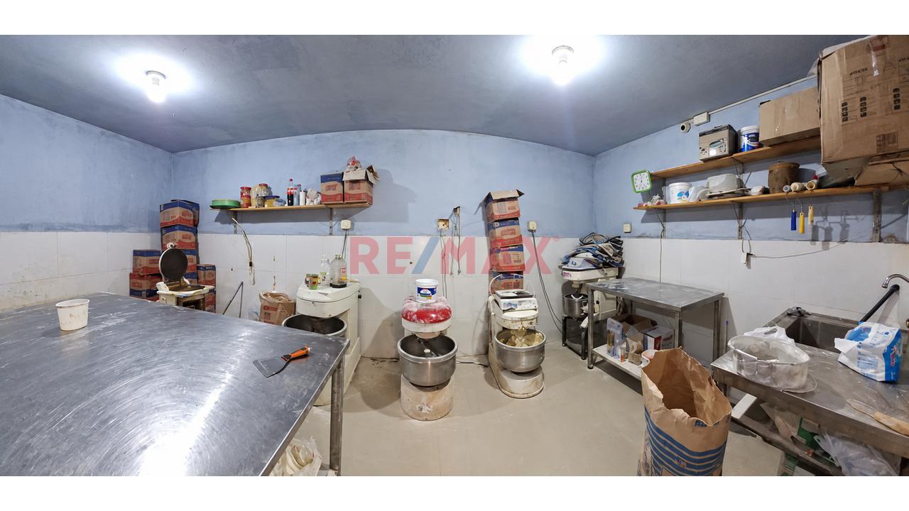 Se Vende Casa De 3 Pisos Cercal Al Mercado Cuarta Etapa Cerca A La Estacion Del Tren — foto 8