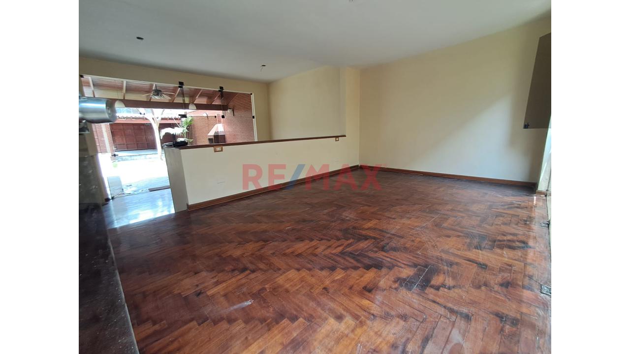 Veendo Casa- Frente A Parque- El Remanso La Molina — foto 7