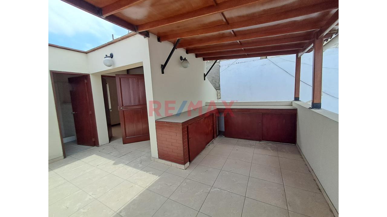 Veendo Casa- Frente A Parque- El Remanso La Molina - 17