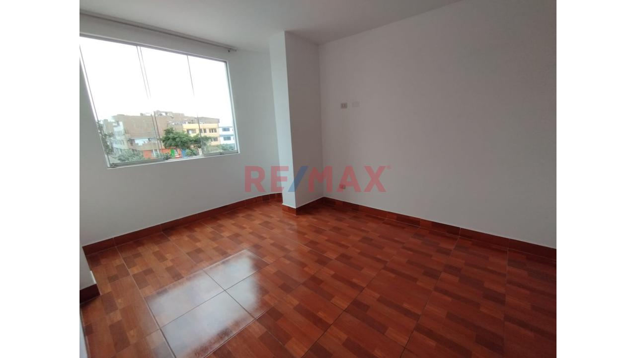 Alquiler De Departamento 3Er Piso Urb. Los Libertadores - Smp — foto 11