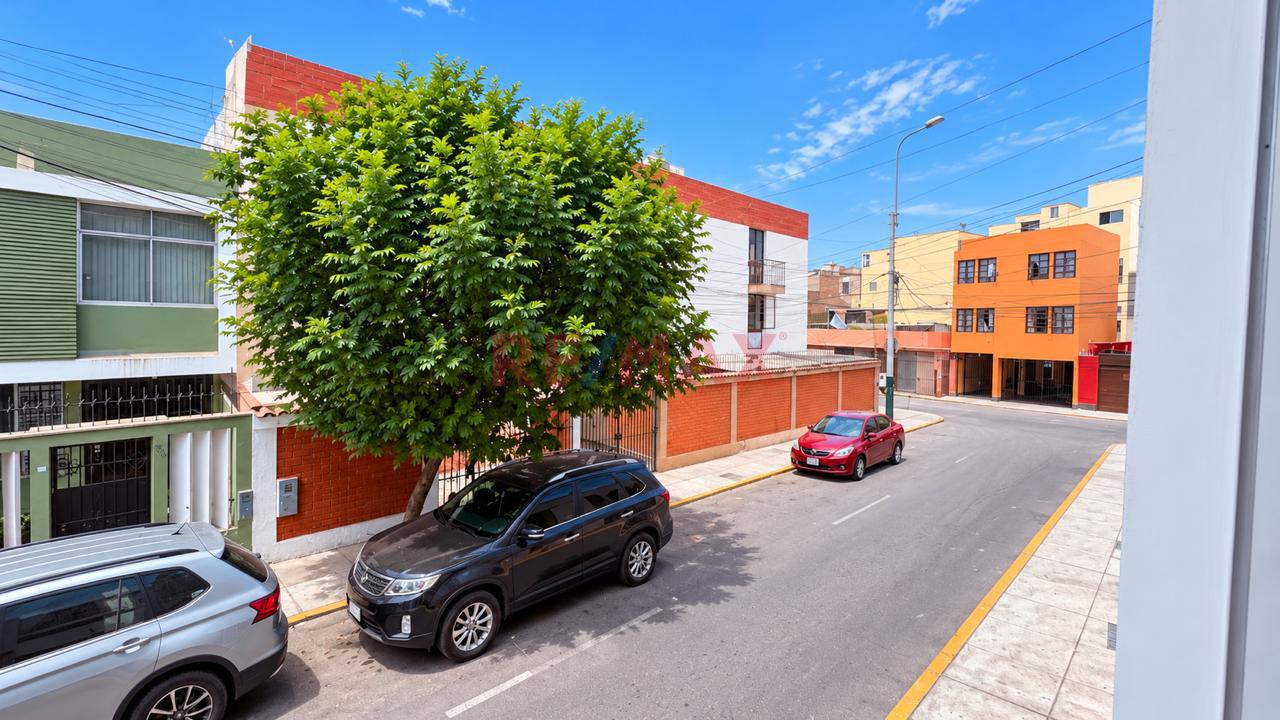 Vendo Departamento 81 M² + Cochera | Barranco | 3 Dorm. — foto 3