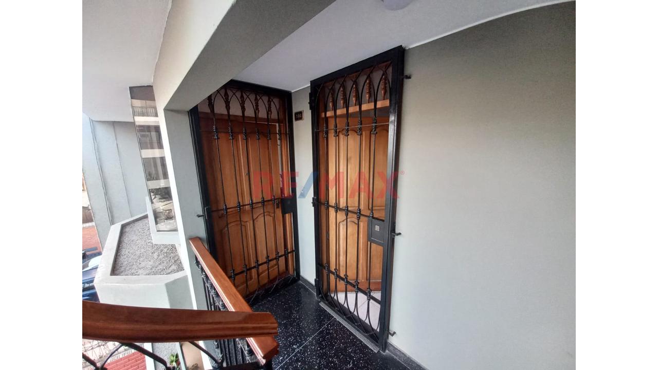 Venta Departamento 3 Dormitorios Surco — foto 2