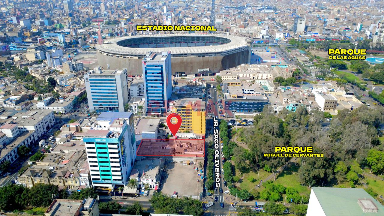 Se Vende Excelente Terreno Comercial 1,032 M2 - 4
