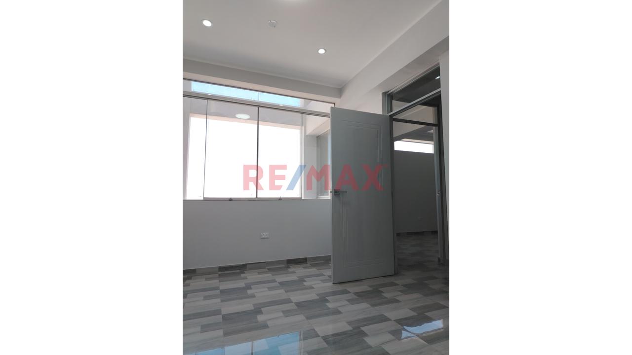 Oficina Comercial En Alquiler Cerca Al Mall Porongoche, - 15