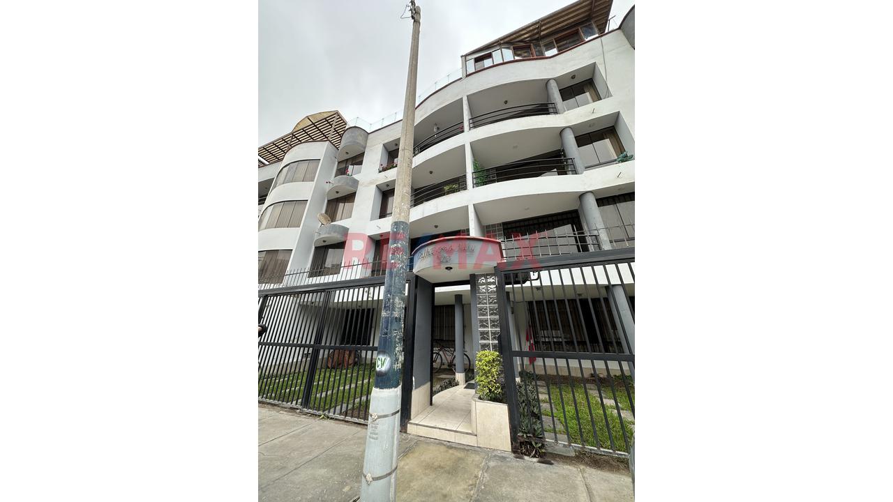 Amplio Departamento En Surco - 1