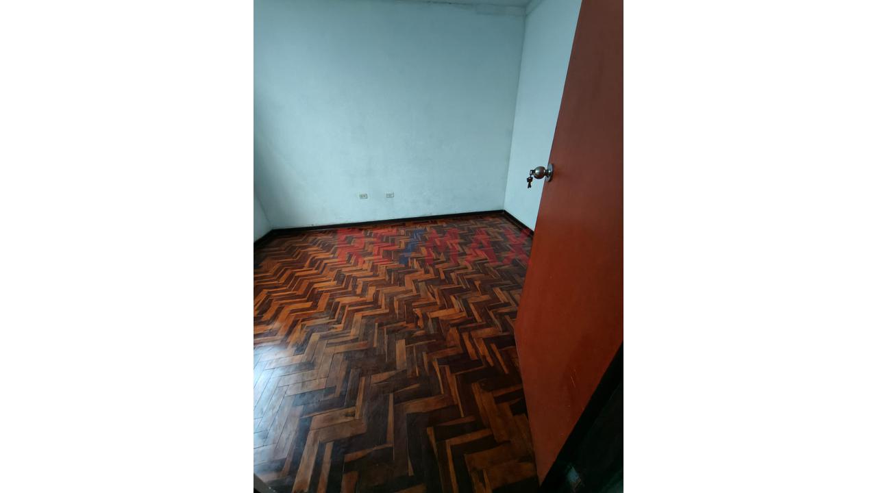 🏠 *¡Amplia Propiedad De Dos Pisos En Alquiler – Urbanización Zarumilla, Smp!* — foto 2