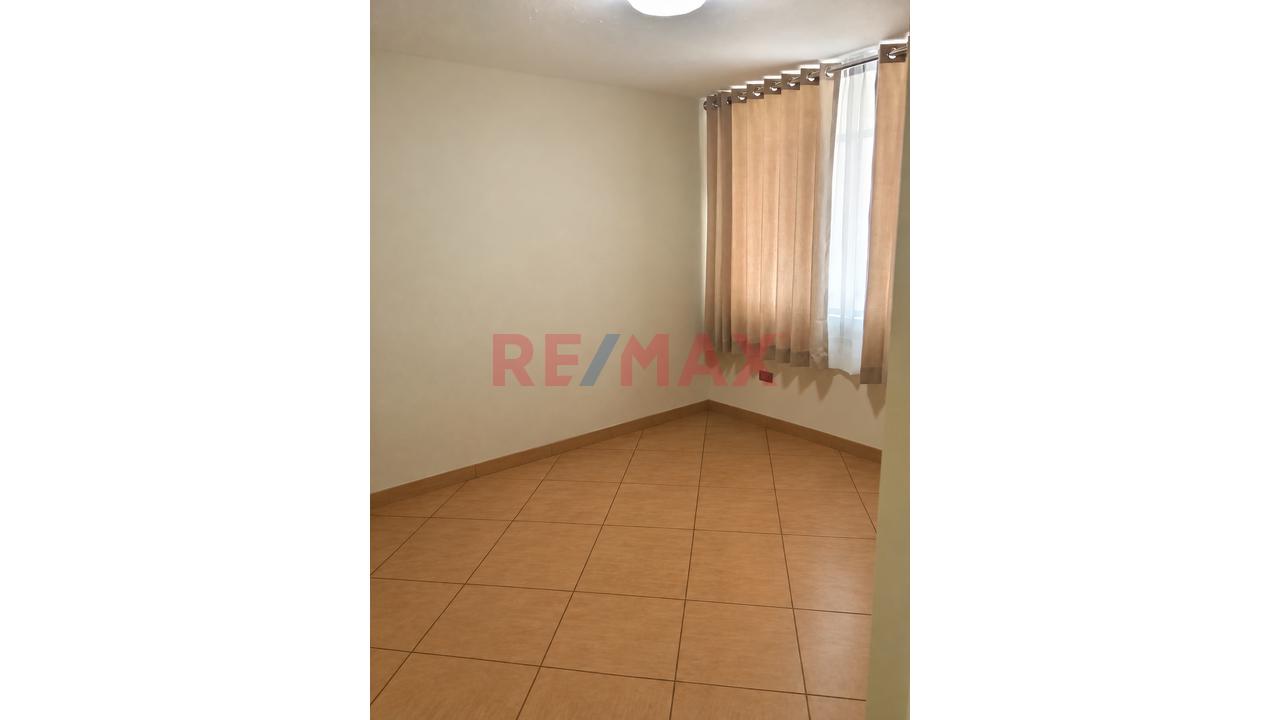 🏠✨ Se Alquila Departamento 1Er Piso Semi Amoblado – Yanahuara ✨🏠 — foto 3