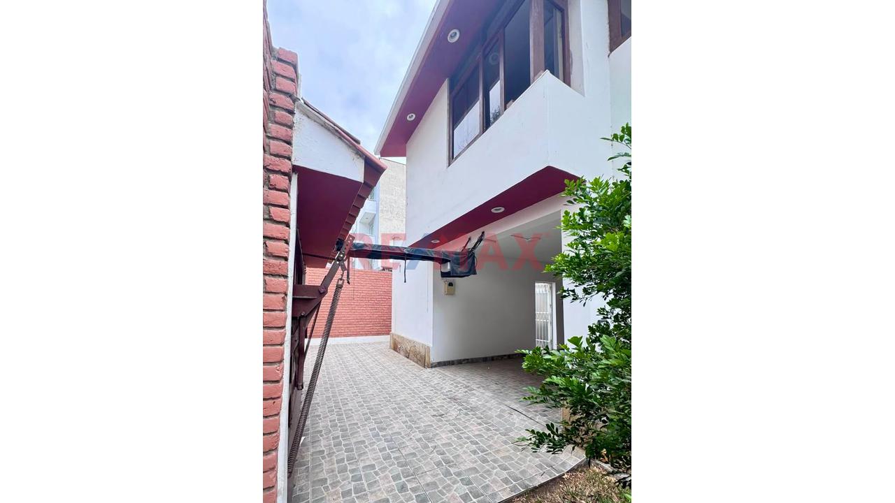 Casa En Alquiler Para Uso Comercial | Los Geranios Cerca Al Colegio De Ingenieros - 5
