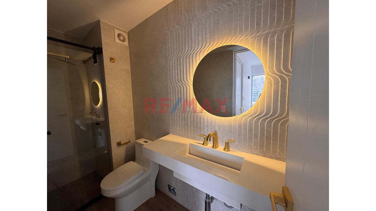 Duplex En Venta Totalmente Remodelado: 160 M² 4 Dormitorios 3 Baños Completos Y Estacionamiento En El Corazon De Miraflores - 5