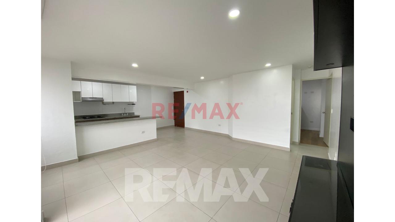 Venta De Departamento De 79 M² En 6.º Piso Con Balcón - Surquillo — foto 5