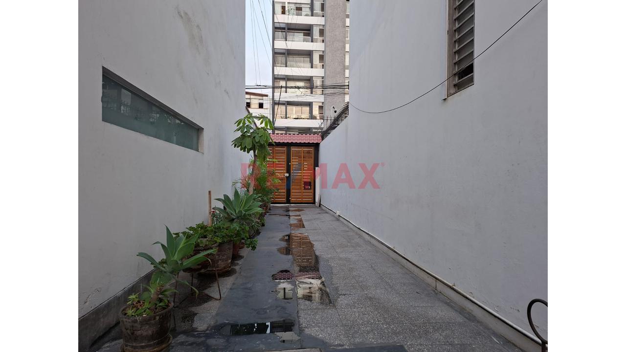 🏡 ¡Oportunidad De Inversión En Miraflores! — foto 3