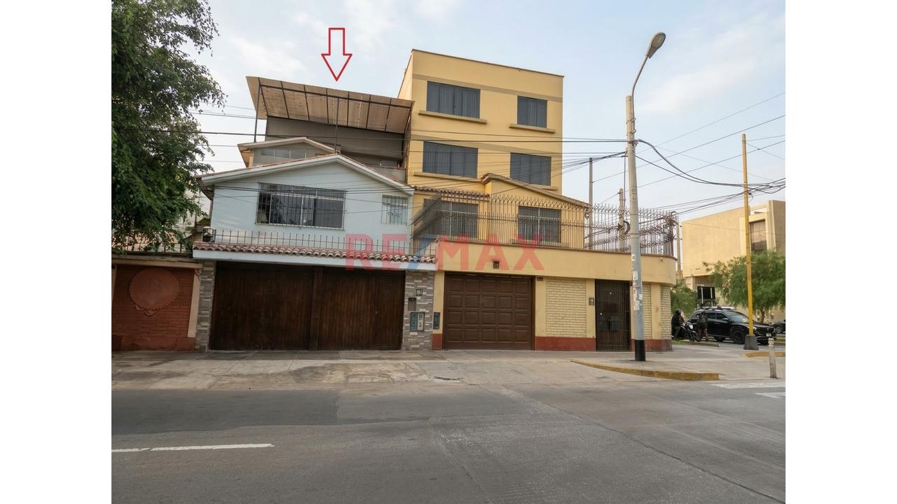 Venta De Departamento De 3 Dormitorios Con Cochera – Av. Alejandro Bertello, Lima — foto 15