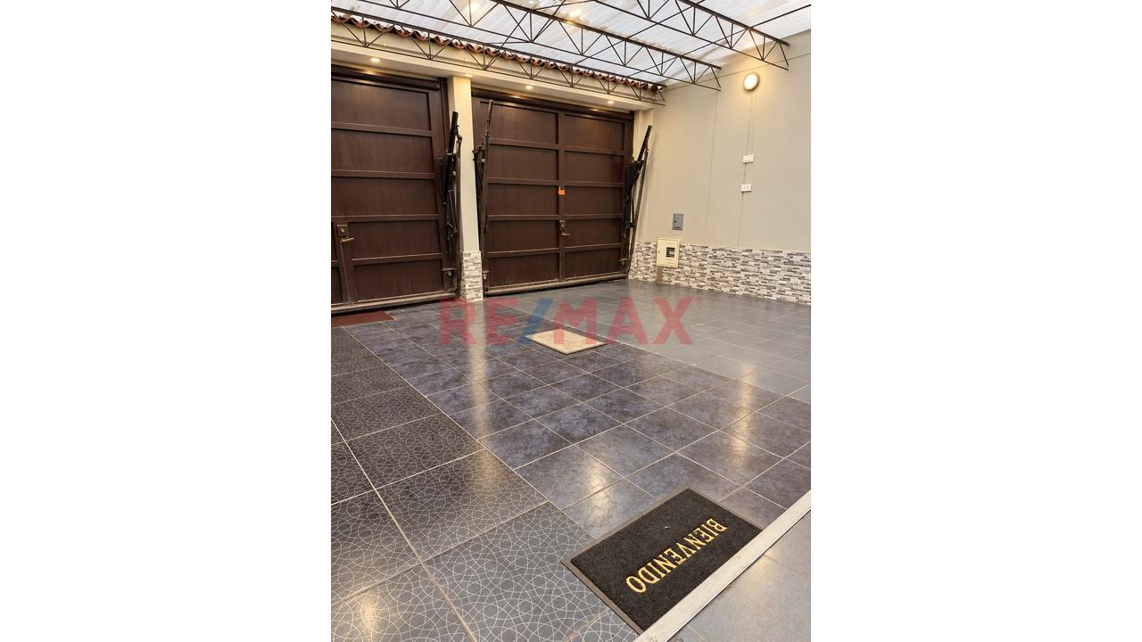 Venta De Departamento De 3 Dormitorios Con Cochera – Av. Alejandro Bertello, Lima — foto 14