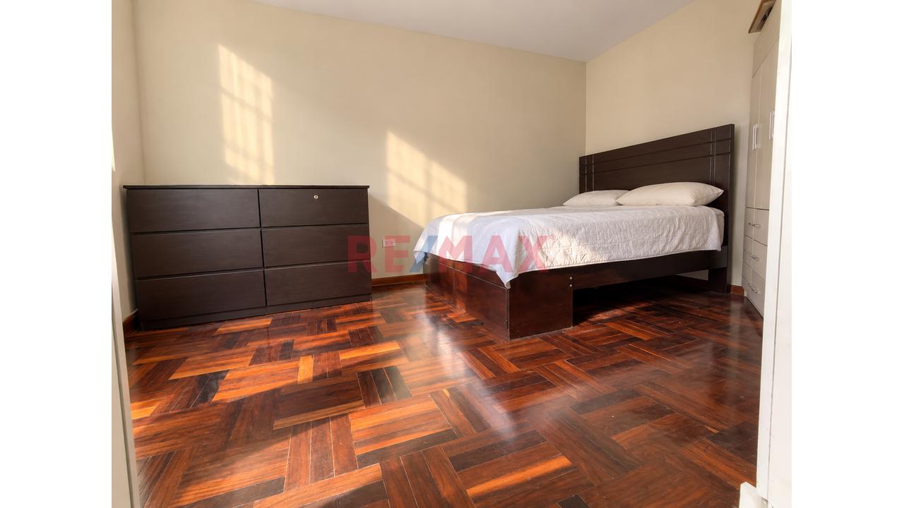 Venta De Departamento De 3 Dormitorios Con Cochera – Av. Alejandro Bertello, Lima — foto 9