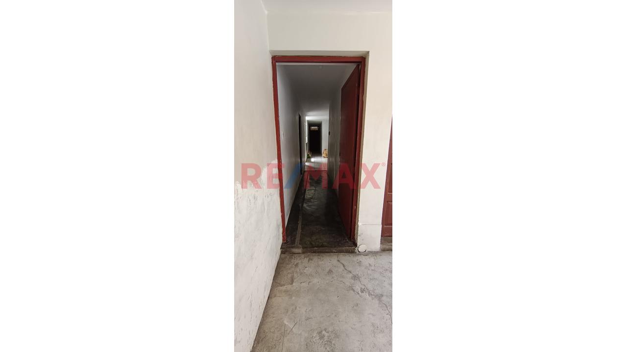 ¡Excelente Ubicación, Gran Oportunidad! Casa En Venta A Espaldas Del Mercado Inmaculada Concepción – San Martín De Porres. — foto 3