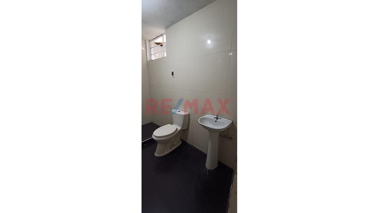 ¡Excelente Ubicación, Gran Oportunidad! Casa En Venta A Espaldas Del Mercado Inmaculada Concepción – San Martín De Porres. — foto 10