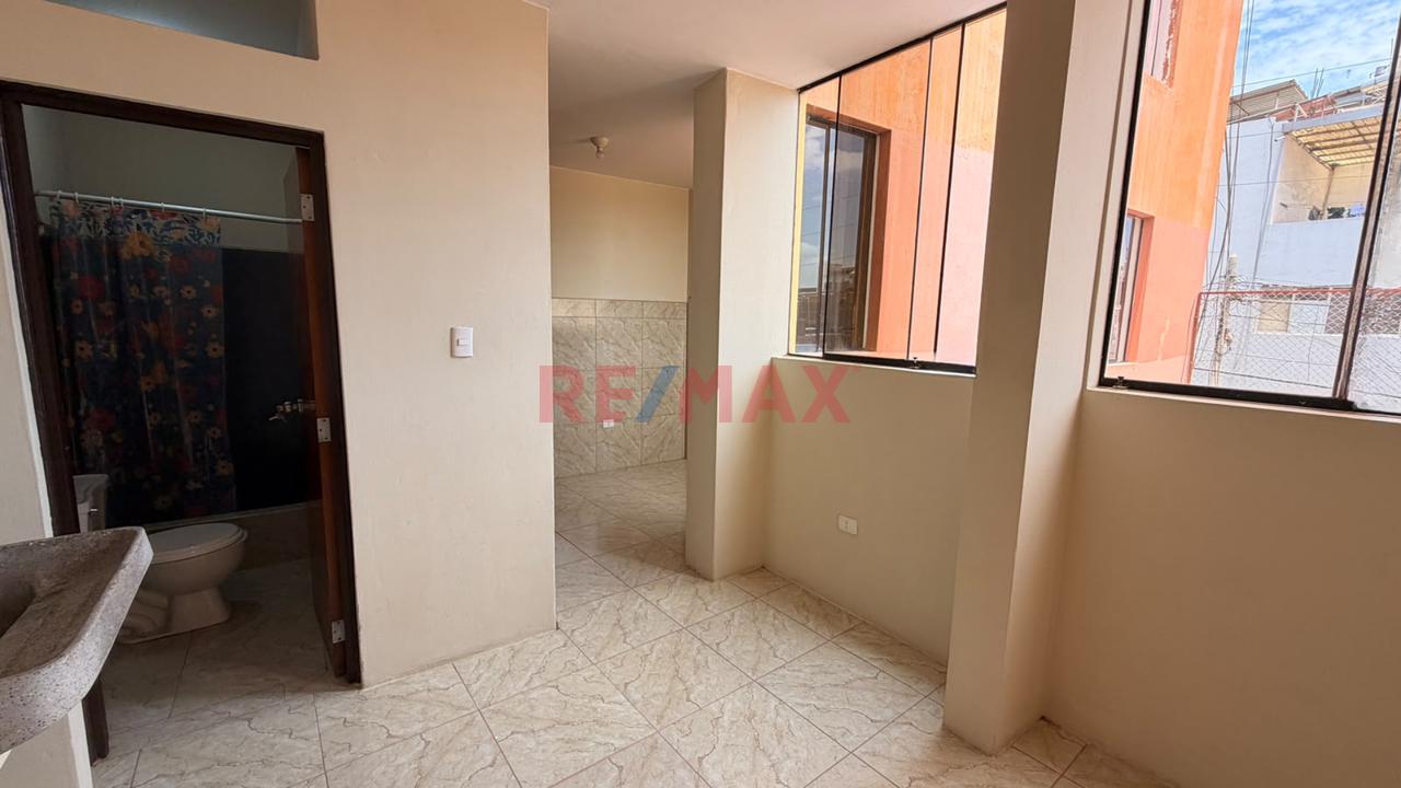 Departamento 3Er Piso En Venta Centro De Chiclayo — foto 11