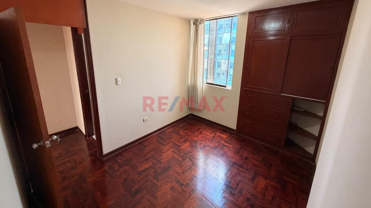 Departamento 3Er Piso En Venta Centro De Chiclayo — foto 9