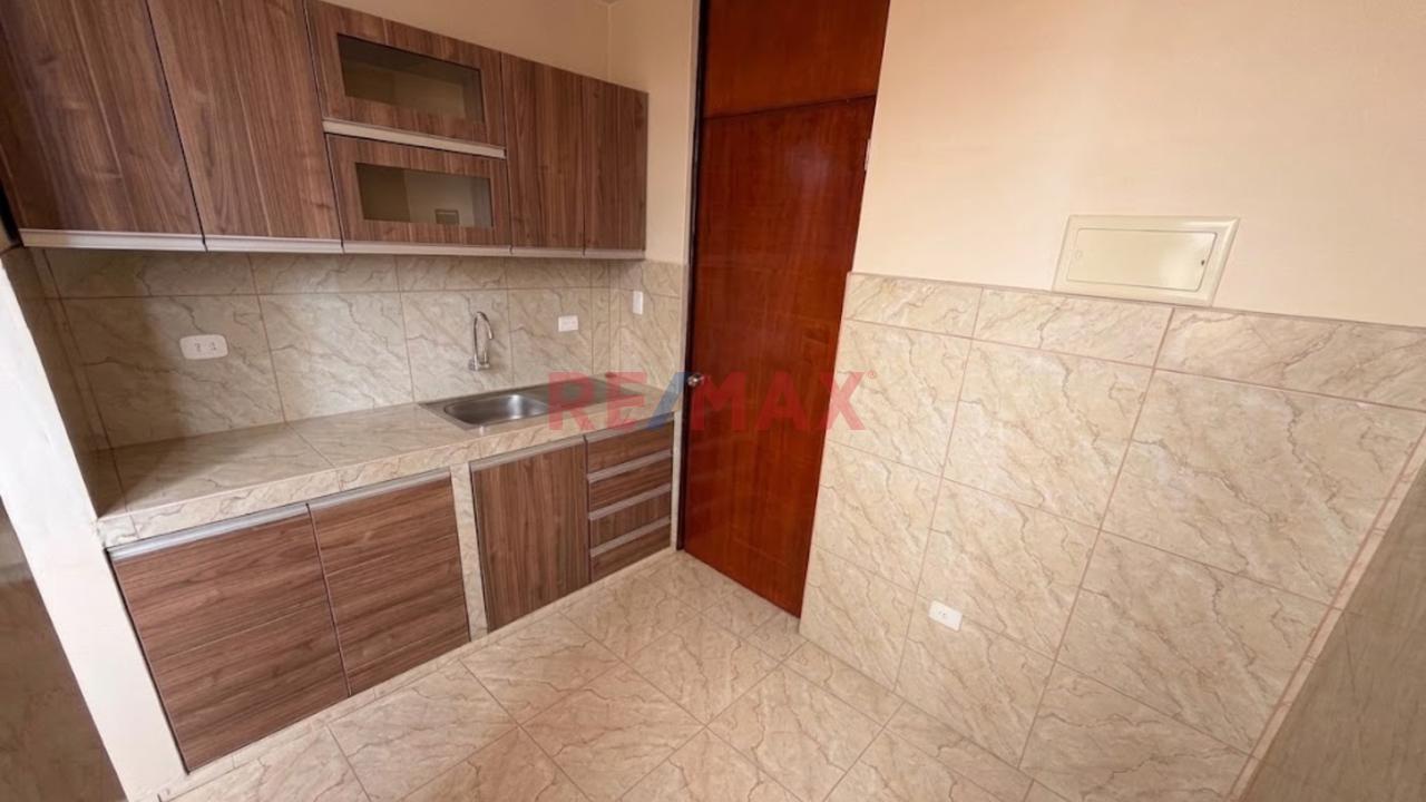 Departamento 3Er Piso En Venta Centro De Chiclayo — foto 5