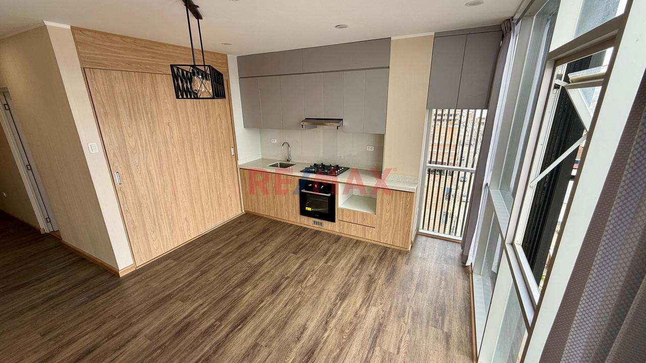 Alquiler De Hermoso Departamento — foto 3