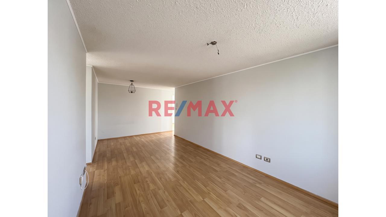 Vive Cerca De Todo | Moderno Departamento A Minutos De La Pucp Y Open Plaza La Marina | Condominio Parques De La Huaca - San Miguel — foto 4
