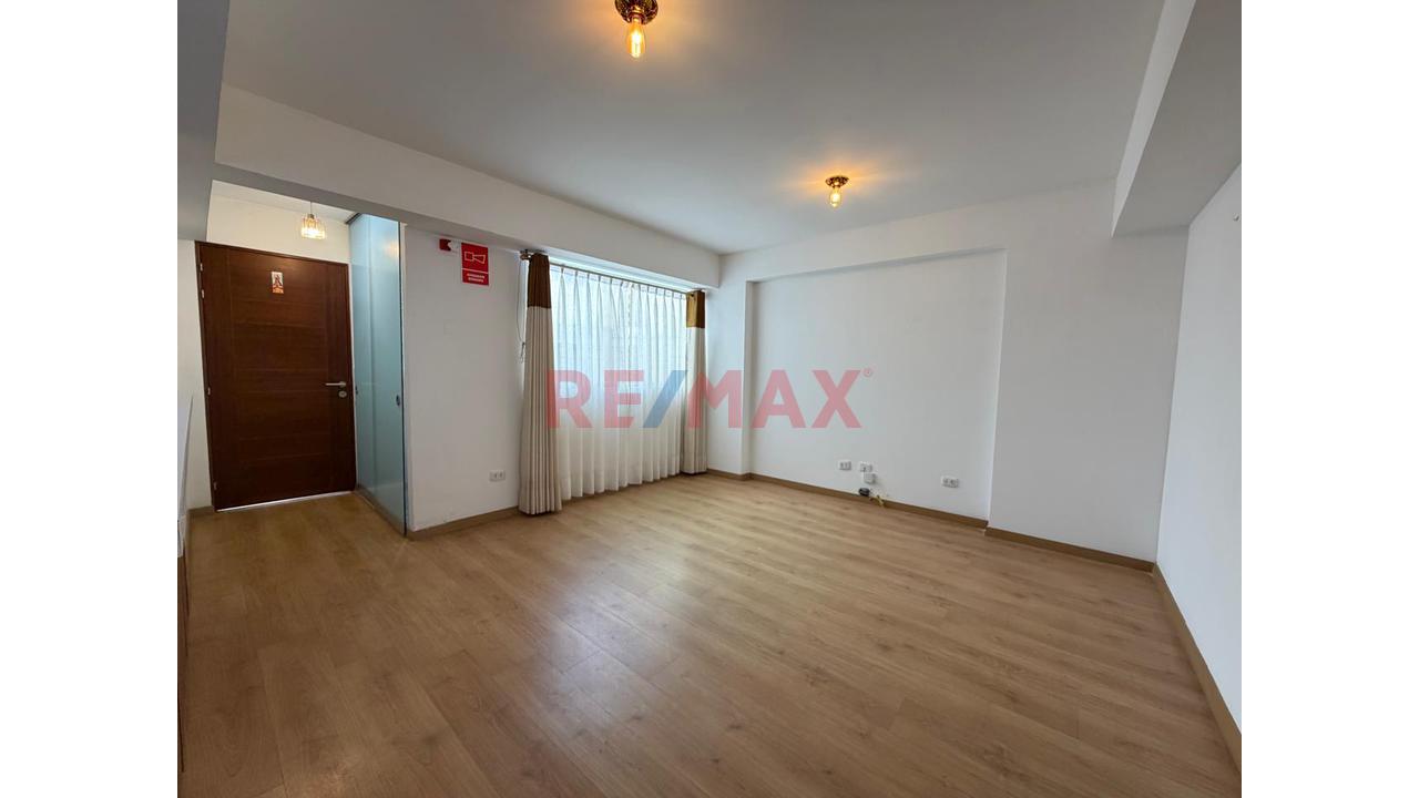 ¡Alquila En Magdalena! Departamento De 2 Dormitorios Y 2 Baños Cerca De Av. Sucre – S/1,900 - 2
