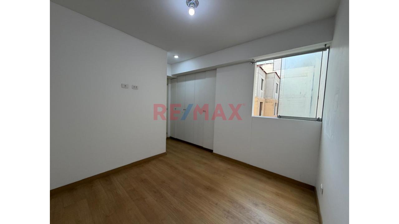 ¡Alquila En Magdalena! Departamento De 2 Dormitorios Y 2 Baños Cerca De Av. Sucre – S/1,900 - 10