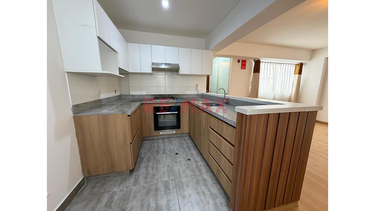 ¡Alquila En Magdalena! Departamento De 2 Dormitorios Y 2 Baños Cerca De Av. Sucre – S/1,900 - 5