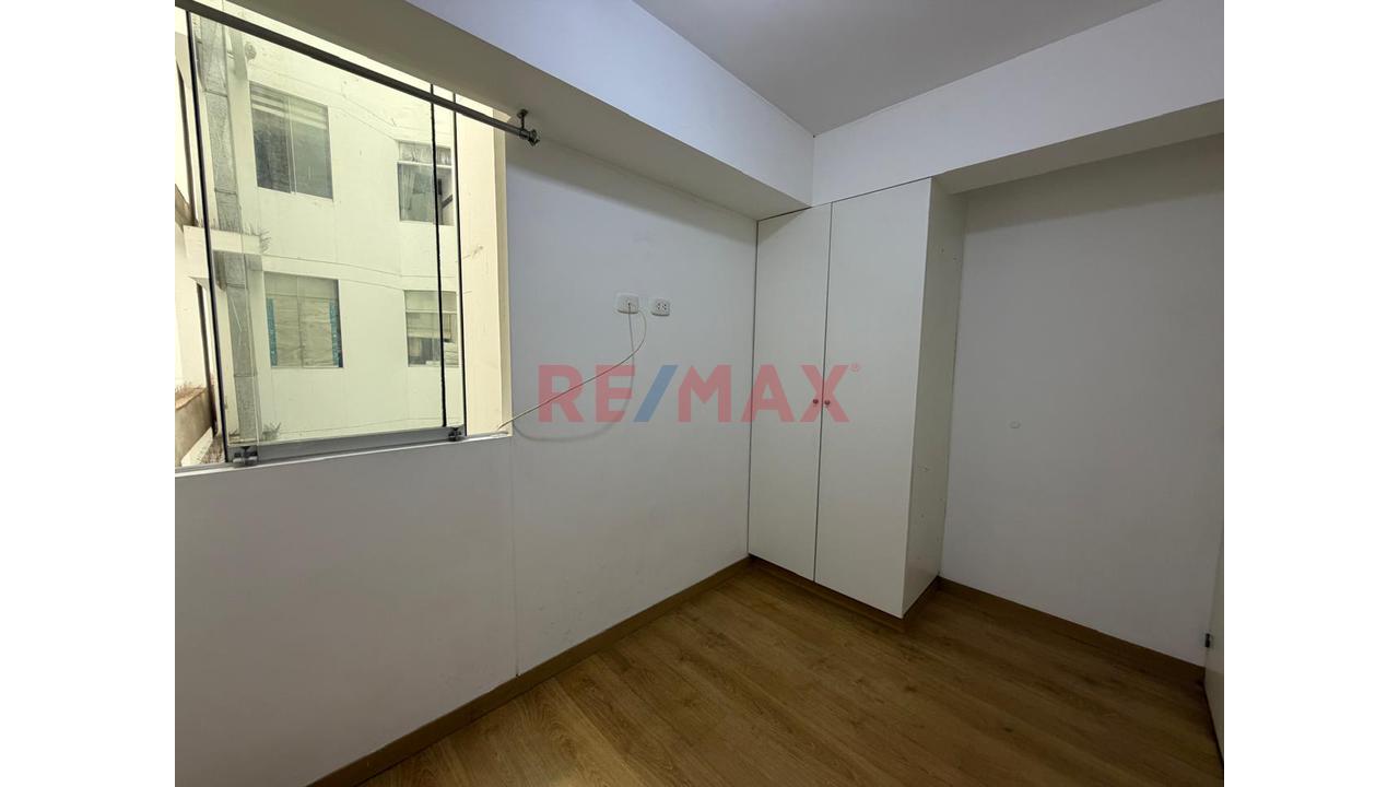 ¡Alquila En Magdalena! Departamento De 2 Dormitorios Y 2 Baños Cerca De Av. Sucre – S/1,900 - 14