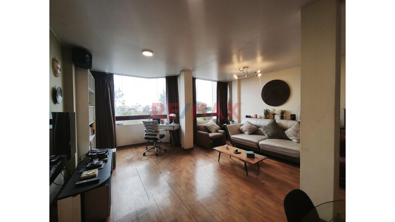 Venta De Departamento En 4To Piso — foto 6