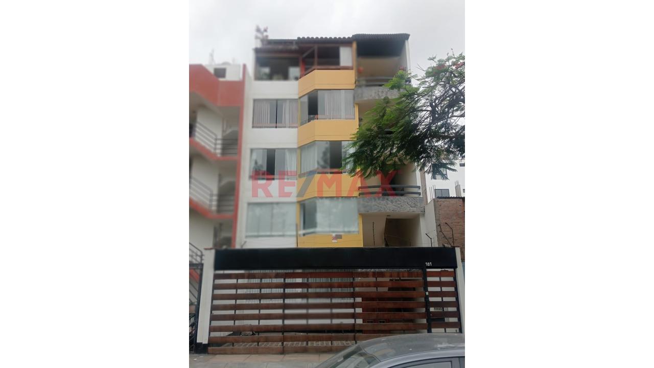 Venta De Departamento En 4To Piso — foto 7