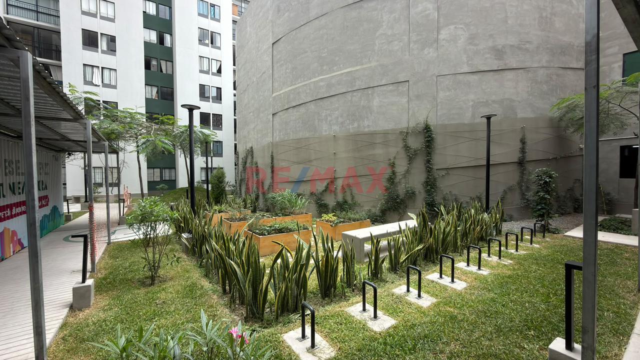 Departamento En Alquiler En Condominio Breña – — foto 9